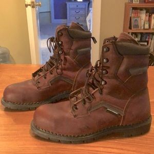 Red Wing 2238 Tall work boots